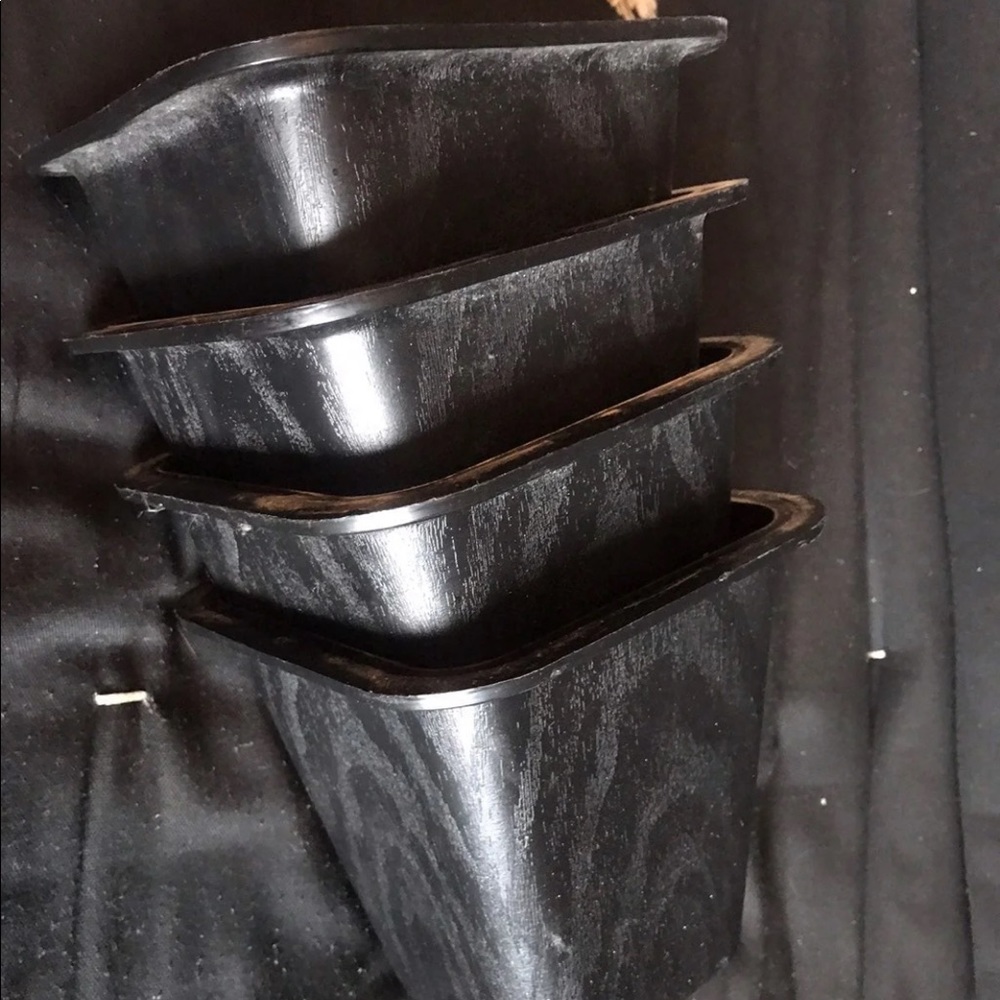 Bed risers - Picture 3 of 3